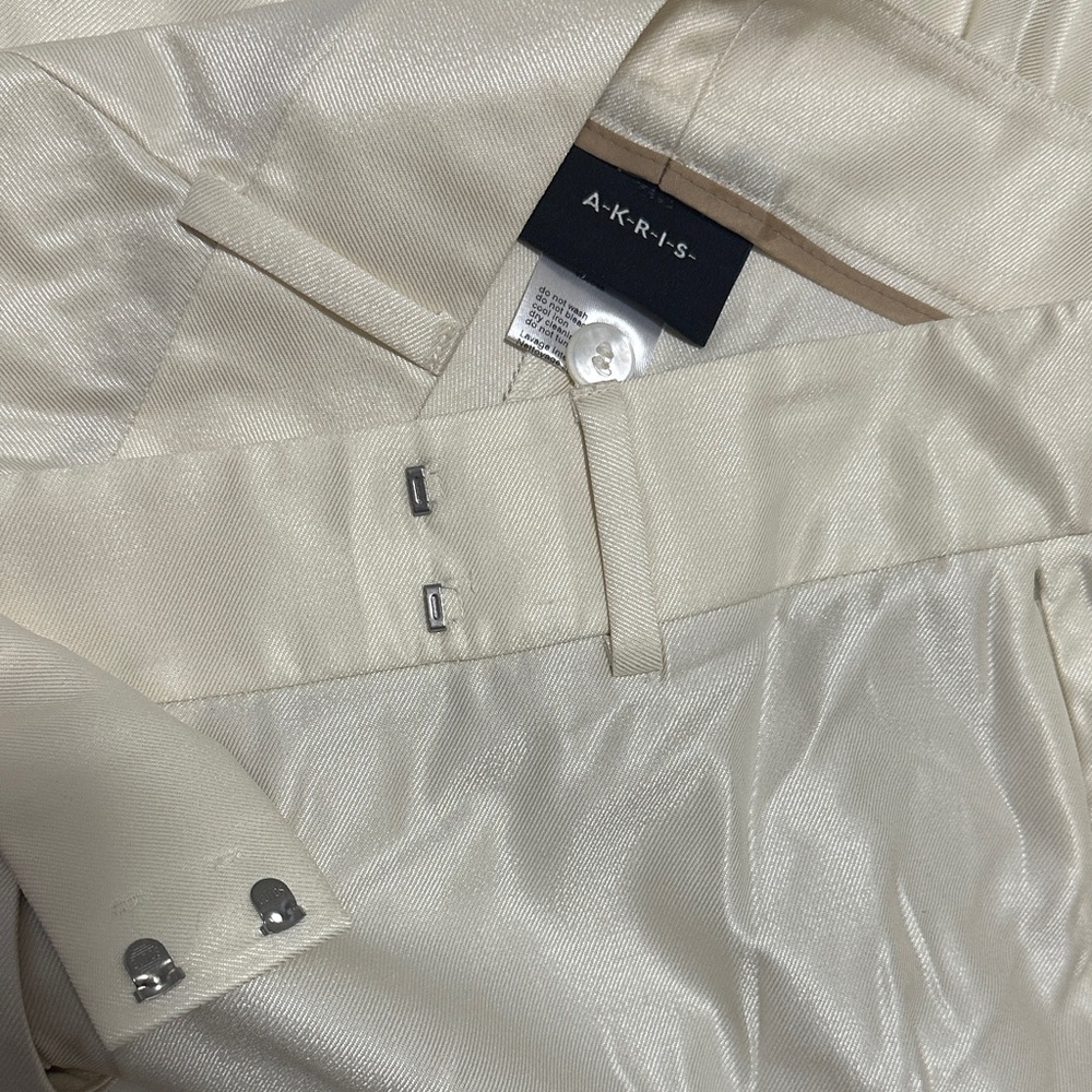 Akris Cream High-Waist Pleated Silk Pants - Picture 8 of 12